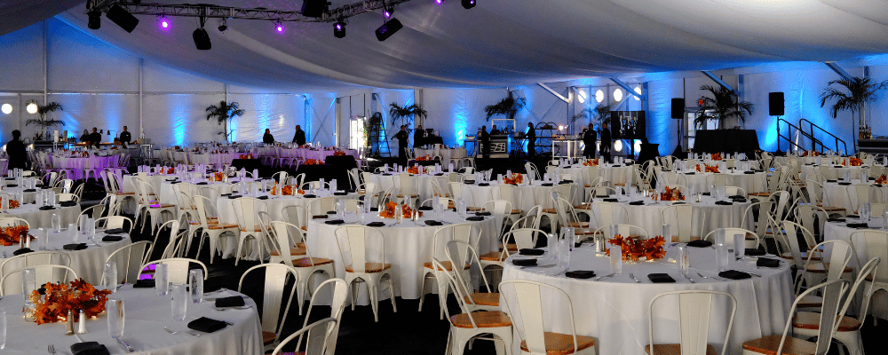 dinner setup of a corporate franchise conference 