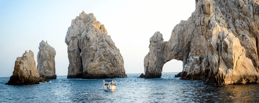 iconic arch in cabo san lucas