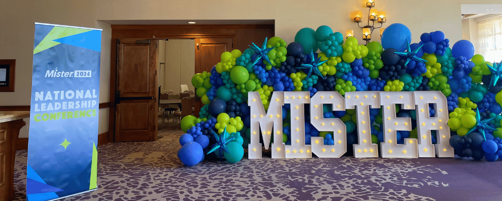 Mister car wash balloon arch for an event