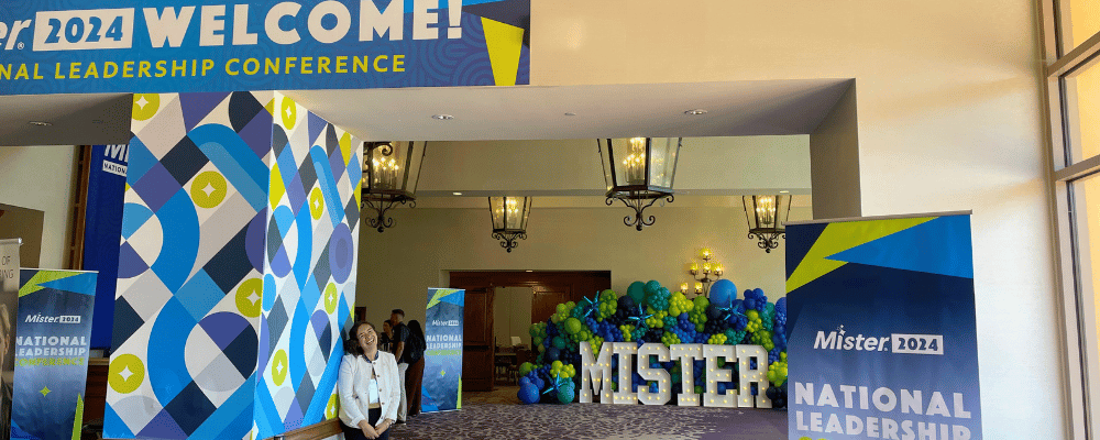 event signage and balloon arch for conference