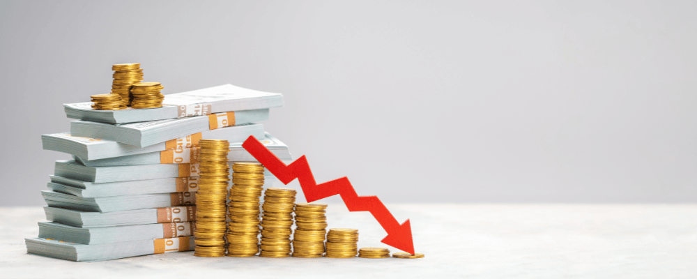 money graph trending down