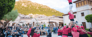 A dinner with entertainment at a corporate incentive trip 