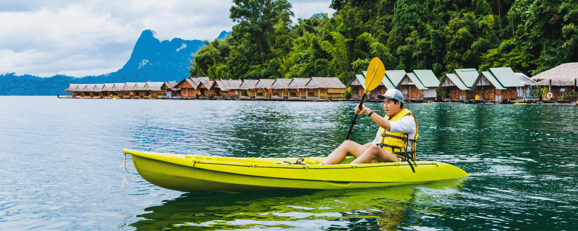 resort-kayaking