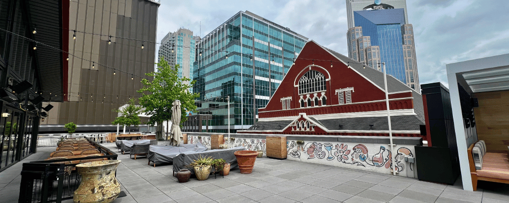 outdoor corporate event venue in nashville rooftop bar